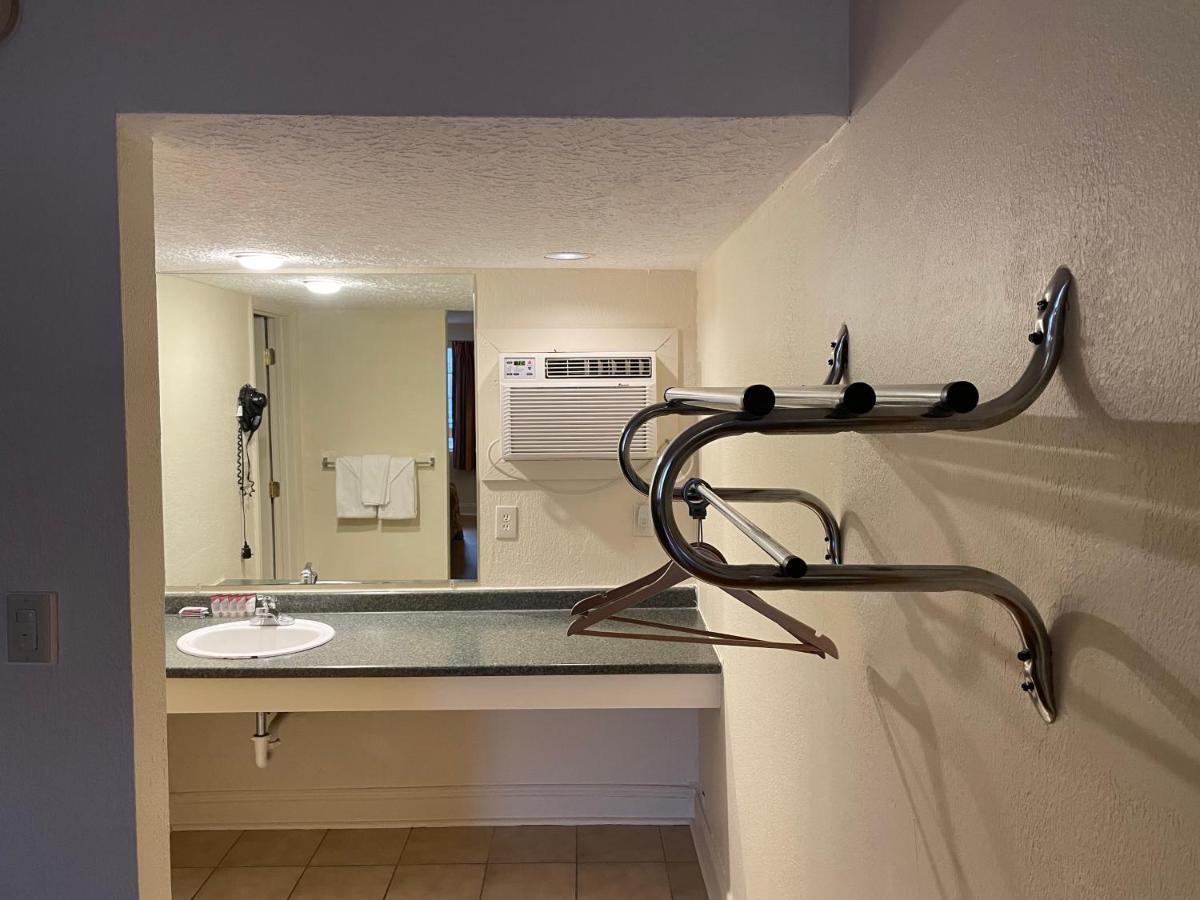 Wildwood Inn ฟลอเรนซ์ ภายนอก รูปภาพ