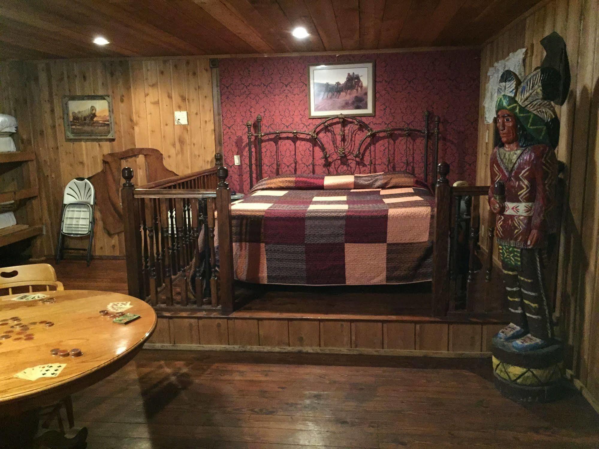 Wildwood Inn ฟลอเรนซ์ ภายนอก รูปภาพ