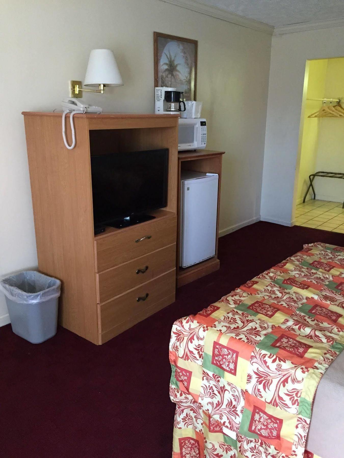 Wildwood Inn ฟลอเรนซ์ ภายนอก รูปภาพ